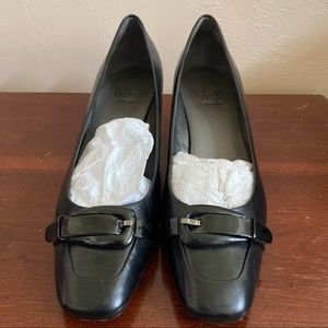 Circa Joan and David pumps